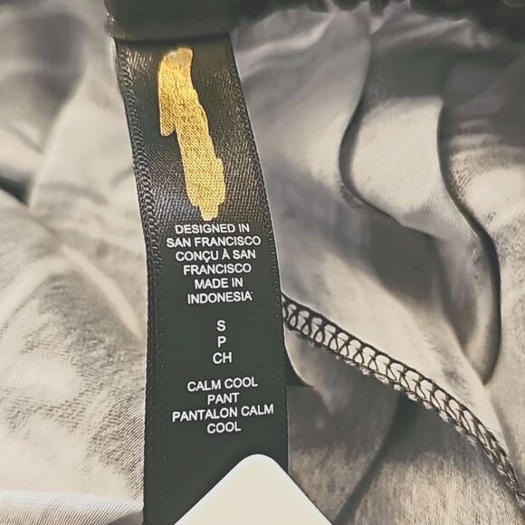 Athleta Cool Calm Pant, Gray/Silver, Size Small, NWT - Picture 7 of 7